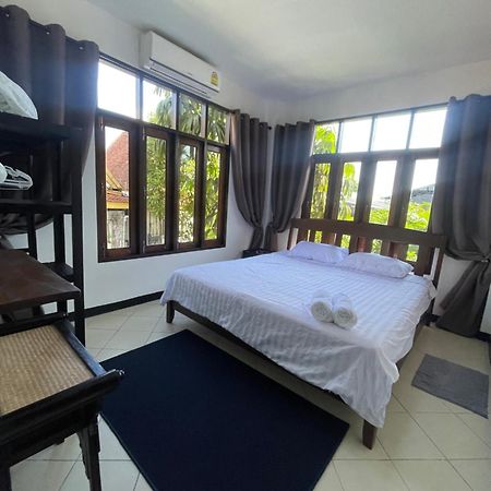 Aisawan Resort Villa Ban Lum Fuang Esterno foto