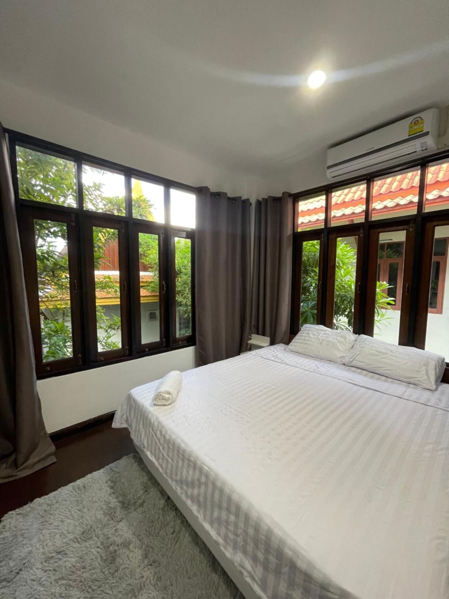 Aisawan Resort Villa Ban Lum Fuang Esterno foto