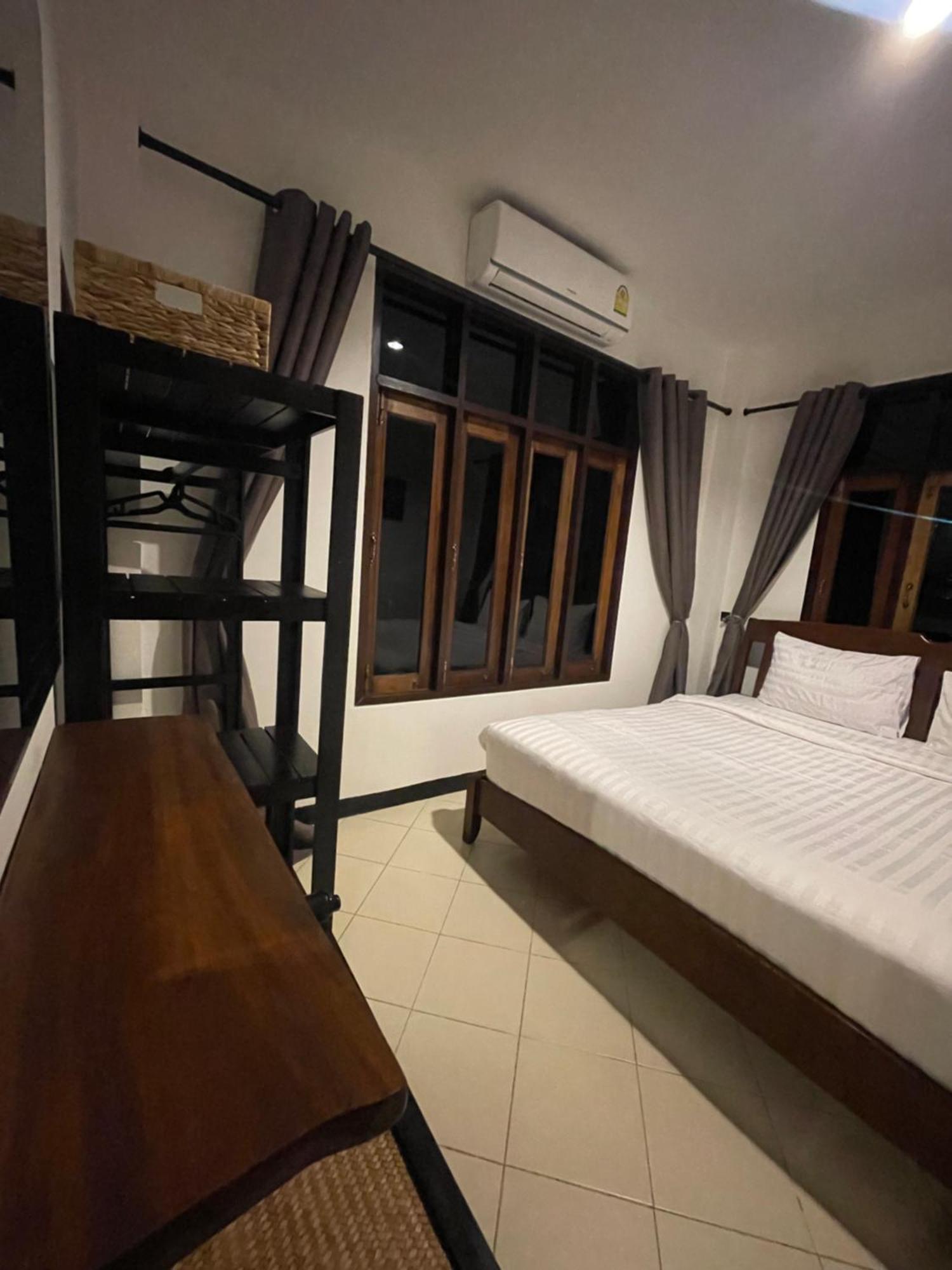 Aisawan Resort Villa Ban Lum Fuang Esterno foto