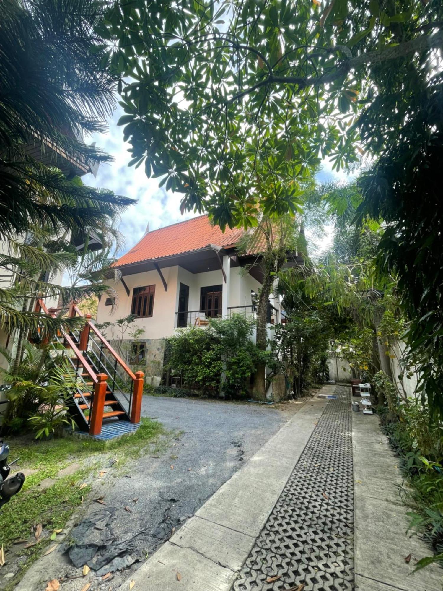 Aisawan Resort Villa Ban Lum Fuang Esterno foto